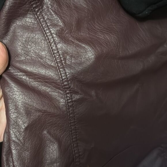 B Sweet Clothing Jacket - Picture 4 of 5